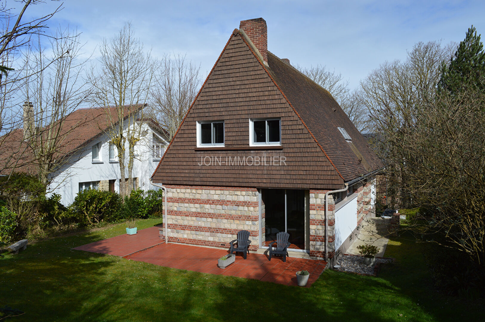 5 min à pied de la mer