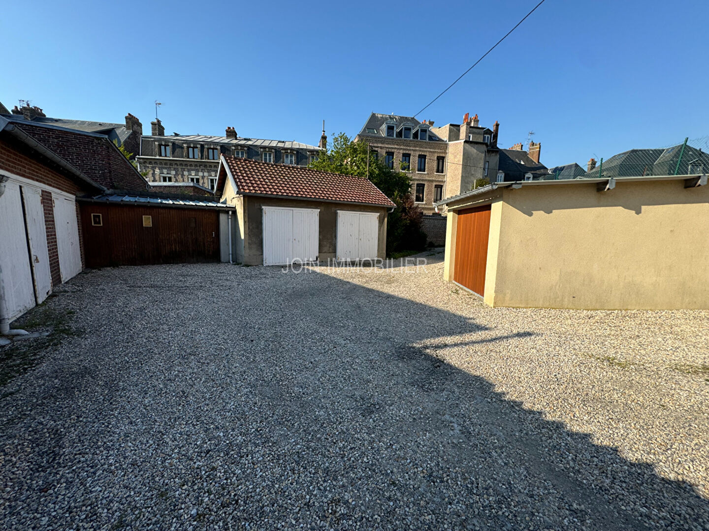 7 Garages Dieppe