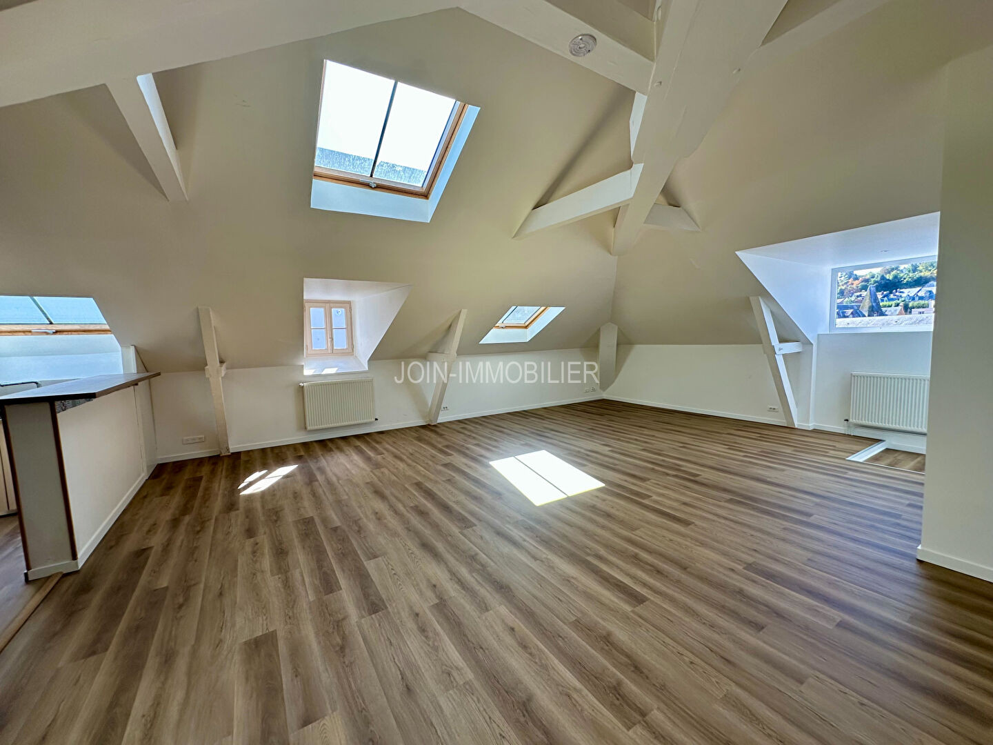 Appartement de caractère avec ascenseur 99,60 m²